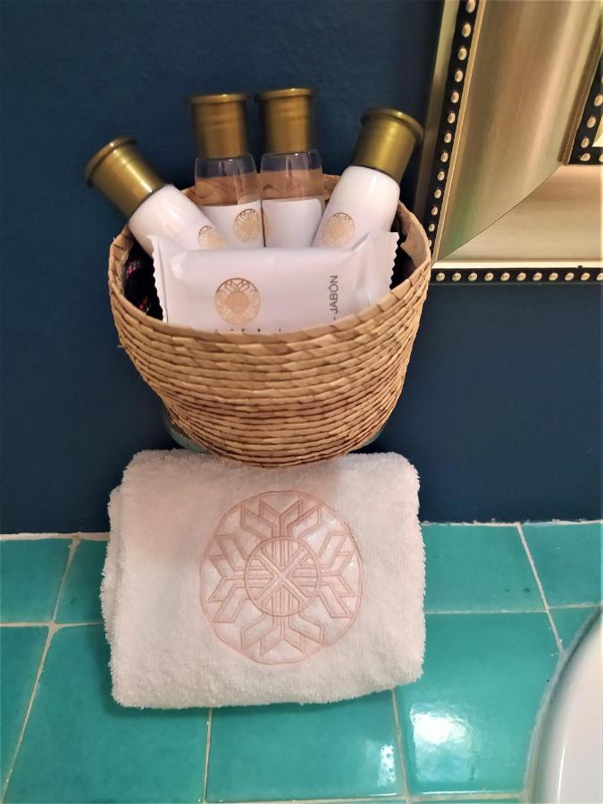 Hotel Mariachi By Kavia 5Th Av بلايا ديل كارمن المظهر الخارجي الصورة