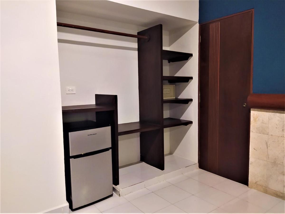 Hotel Mariachi By Kavia 5Th Av بلايا ديل كارمن المظهر الخارجي الصورة