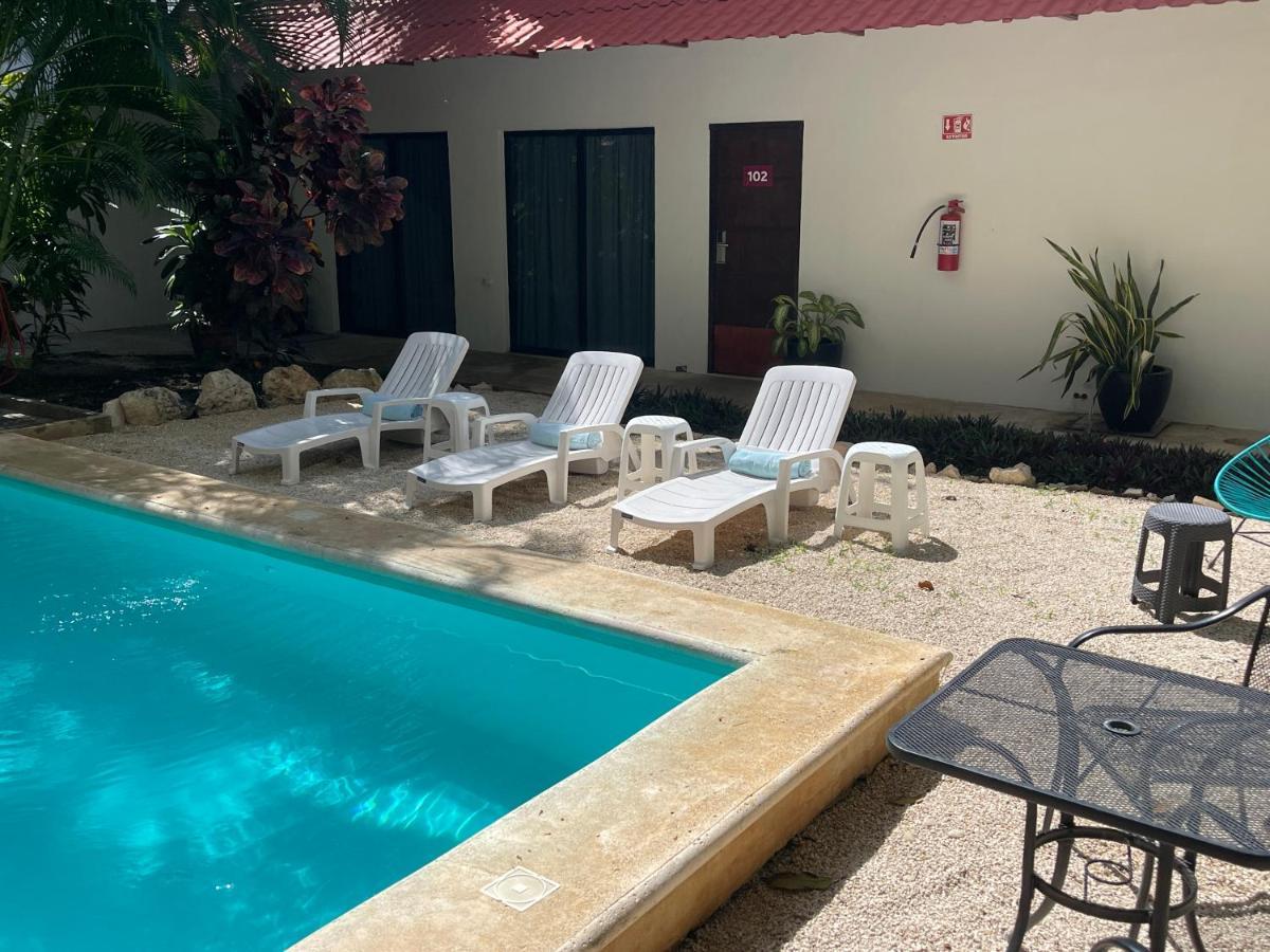 Hotel Mariachi By Kavia 5Th Av بلايا ديل كارمن المظهر الخارجي الصورة