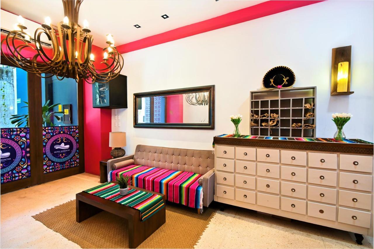 Hotel Mariachi By Kavia 5Th Av بلايا ديل كارمن المظهر الخارجي الصورة