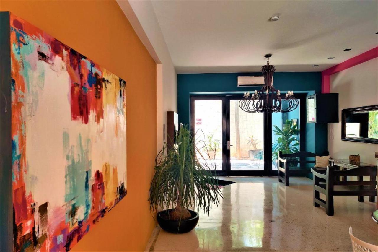 Hotel Mariachi By Kavia 5Th Av بلايا ديل كارمن المظهر الخارجي الصورة